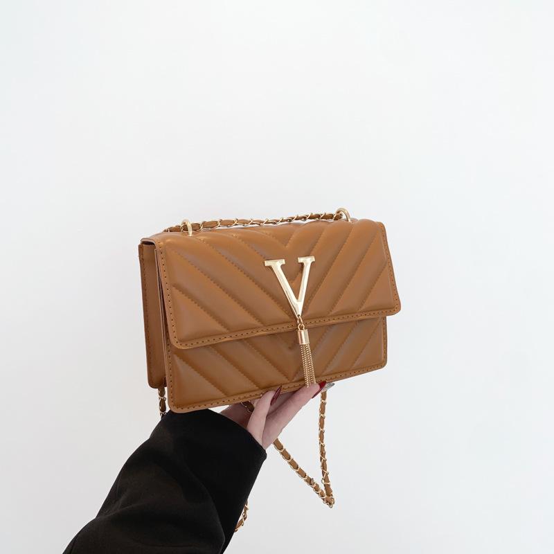 

This year s popular fashion Korean version temperament retro chain small bag women 2025 spring new versatile small square bag women коричневый