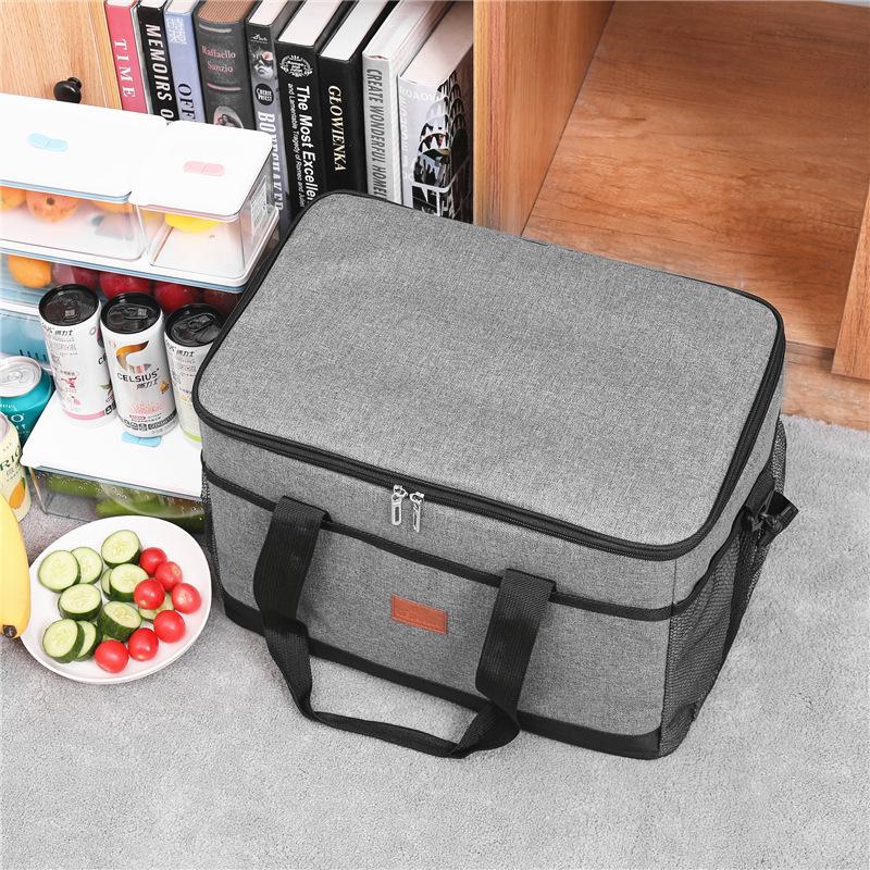 Large Waterproof Insulated Picnic and Lunch Bag with Ice Pack