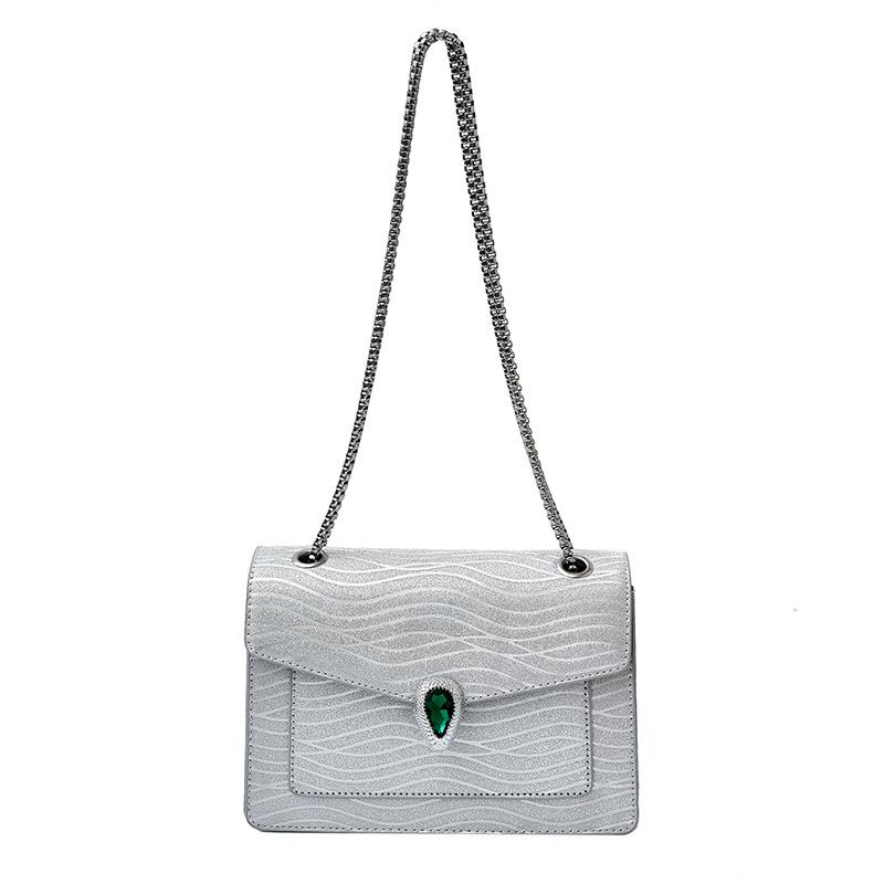 

Snake pattern small bag 2025 new European and American fashion niche shoulder bag women s versatile chain crossbody small square bag tide