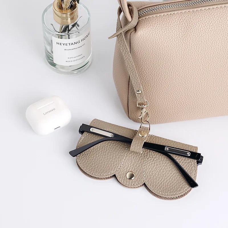New Sunglasses Storage Bag Sunglasses Leather Protective Case Lovely Glasses Clip Women Simple Glasses Bag Can Be Hung