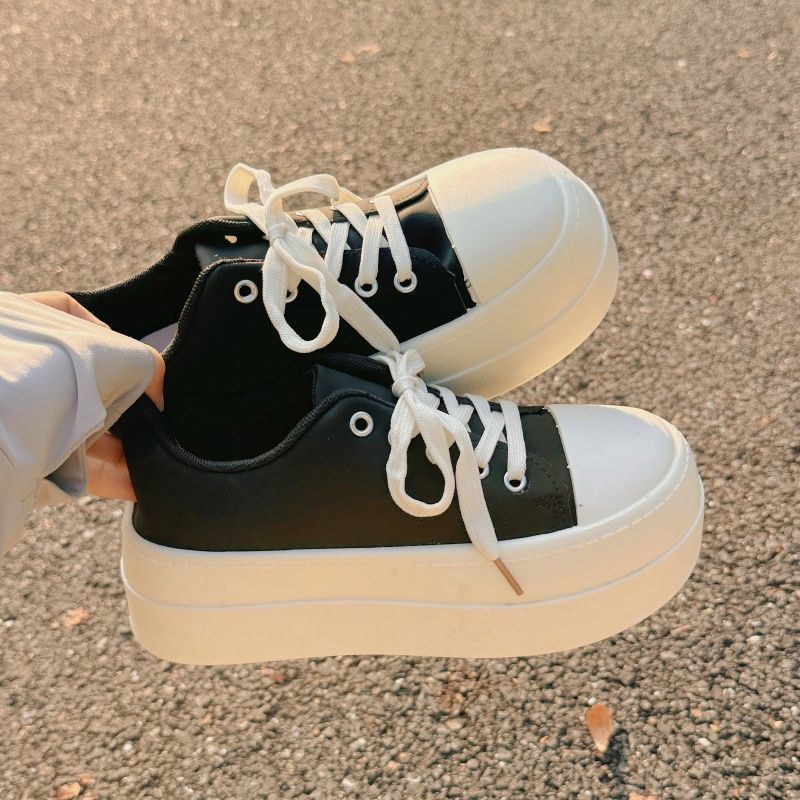 

Big head thick-soled muffin autumn new height increase casual versatile sports board shoes ins 40 чорний