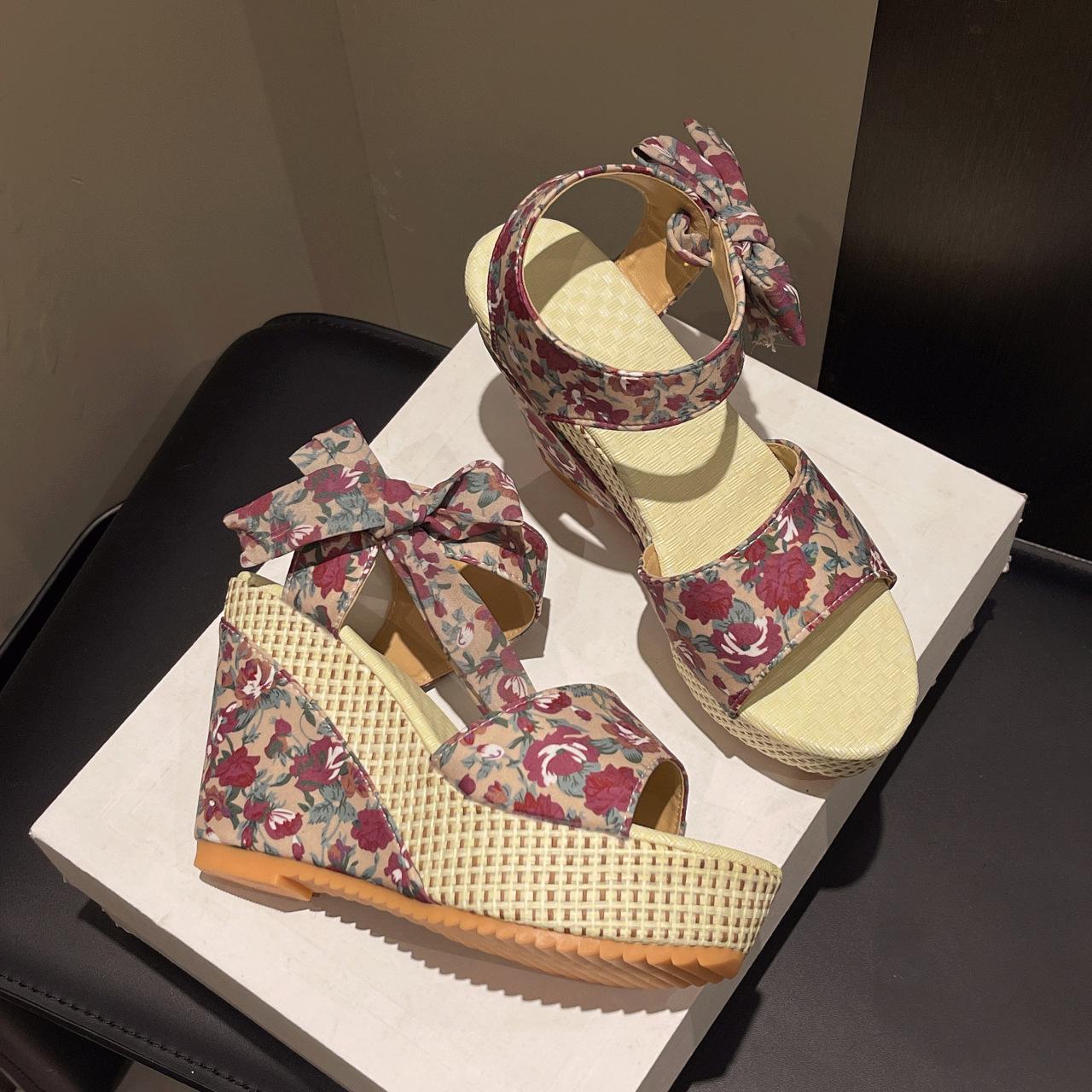 

Женские босоножки на танкетке с фруктовым узором, женские босоножки на высоком каблуке, весна-лето 2025, новые женские туфли с бантом в виде рыбьего рта 42