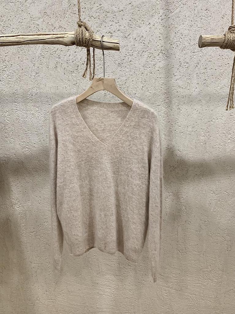 Women’s High-End Plush Wool-Cashmere V-Neck Sweater - Seamless, Soft, Stitched Knit Top