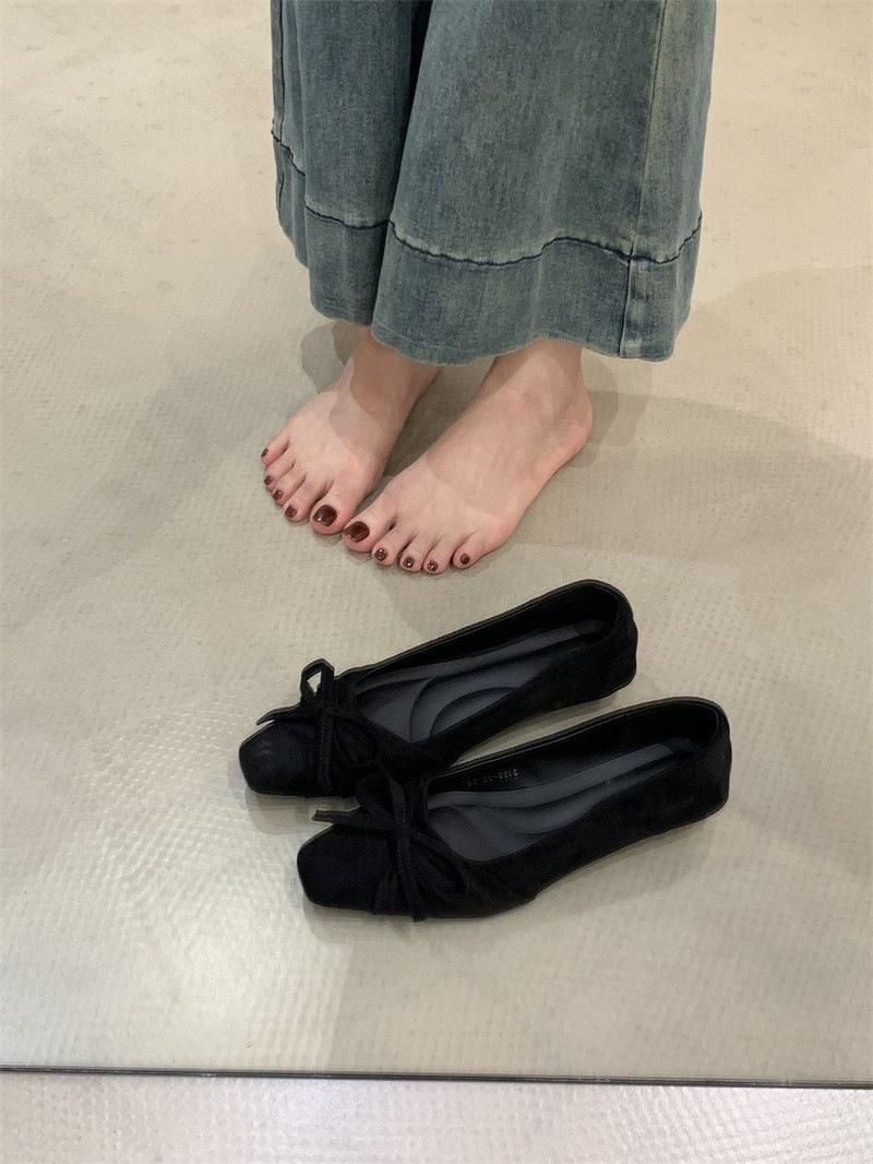 Bow light mouth single shoes versatile fairy style low heels fashion women s shoes evening shoes 40 чёрный 3200₽