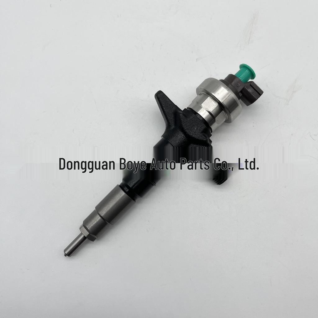 High-Pressure Common Rail Injector 095000-5750 for 4JJ1 3.0L Engine