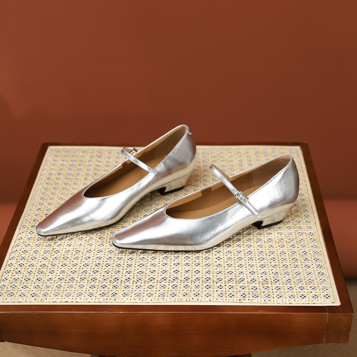 

807-1 French soft leather comfortable pointed thick heel single shoes new versatile temperament simple professional work single shoes 40 серебряный