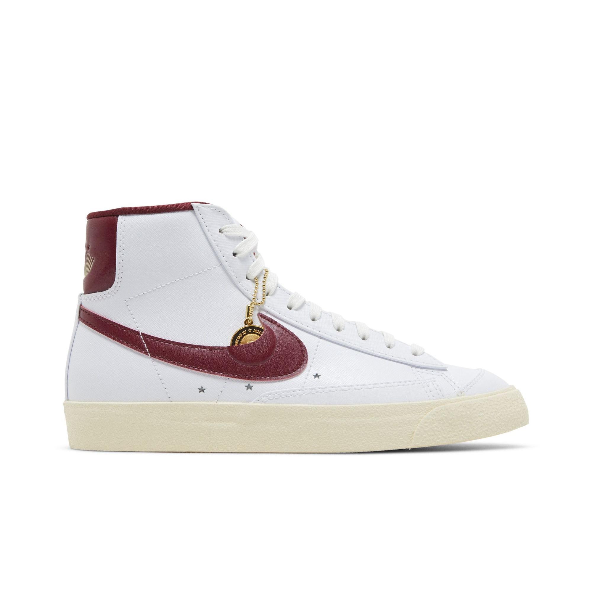 Nike Womens Blazer Mid `77 `Sisterhood`