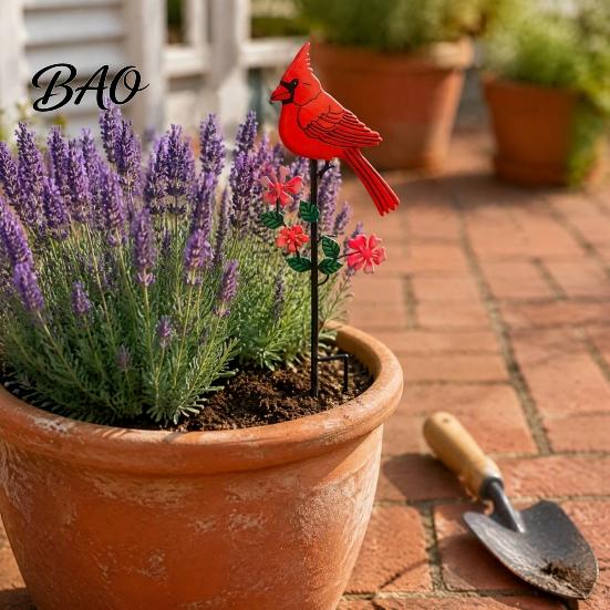 Metal Garden Stakes Red Bird Stake, Cardinals Yard Art 2D Weather Resistant Lawn Flat Flowers Decoration for Outdoor Flower Bed Pathway Nature