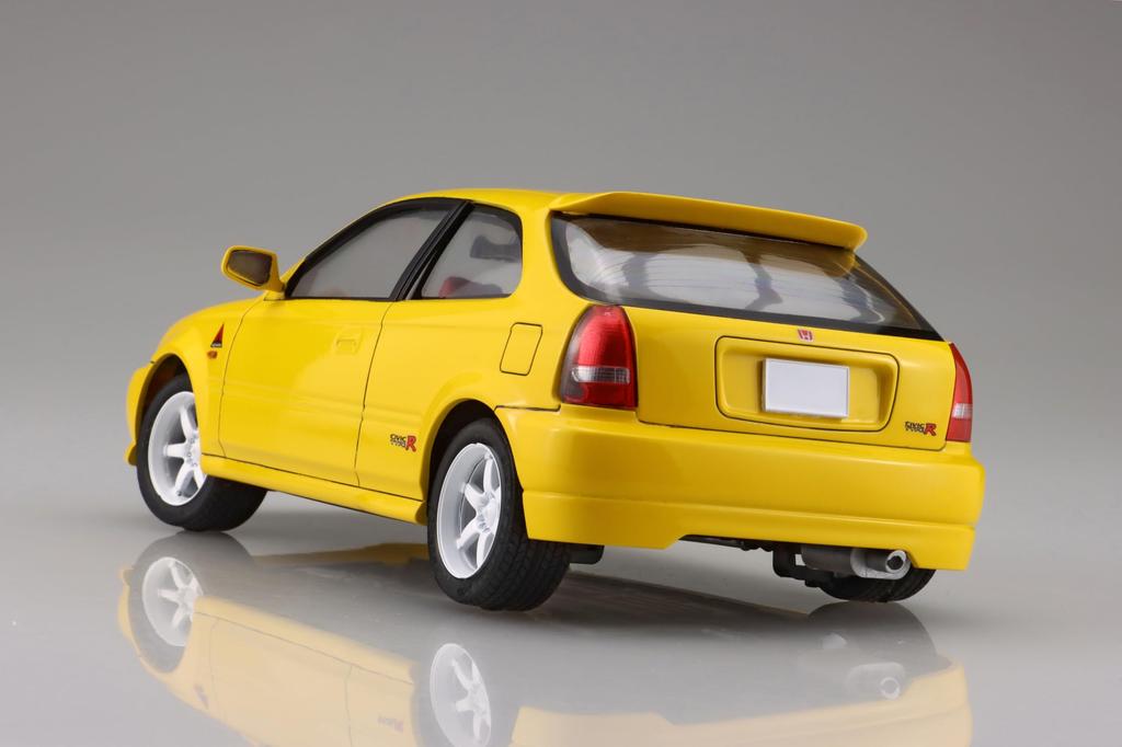Initial D Series Civic Type R Daiki Ninomiya Plastic Model Kit 1/24 No.014
