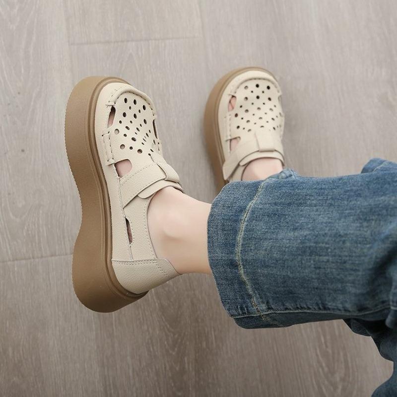 Fashion 2025 Women's Luxury Pearl Platform Sandals, Non-Slip Thick Sole Evening Shoes with Crystal Buckle Details