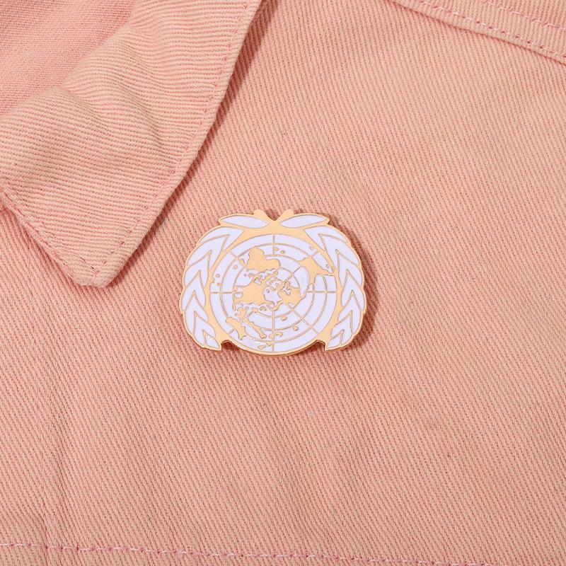 Versatile Wheat Earth Brooch In Elegant Alloy Ideal For Commemorative And Use Decorative
