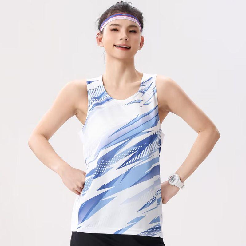 

Быстросохнущий топ-майка для йоги женский летний тонкий спортивный костюм из ледяного шелка для бега без рукавов с круглым вырезом для фитнеса, тренировочная одежда White 3XL (65.00 kg-72.50 kg