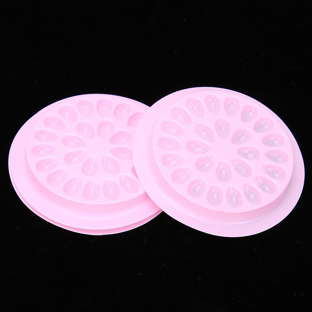 100 Stück PVC Blütenförmige Wimpernverlängerungs Klebepalette Falsche Wimpern Unterlage ZubehörPink
