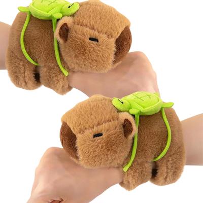 Jouet bracelet poignet en peluche Capybara Joli cercle de claquement Capibara Bracelet Animal mignon Tortue Poupée de sac à dos Partenaire de cyclisme Cadeau d'anniversaire