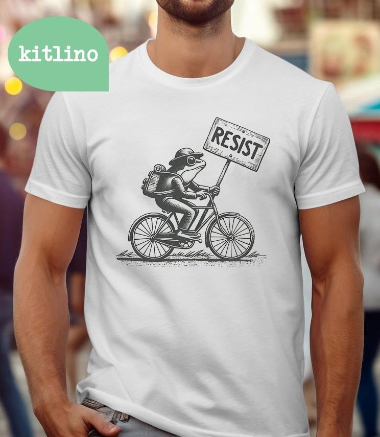 Portland Frog Resist Freedom Frog Unisex T-Shirt L