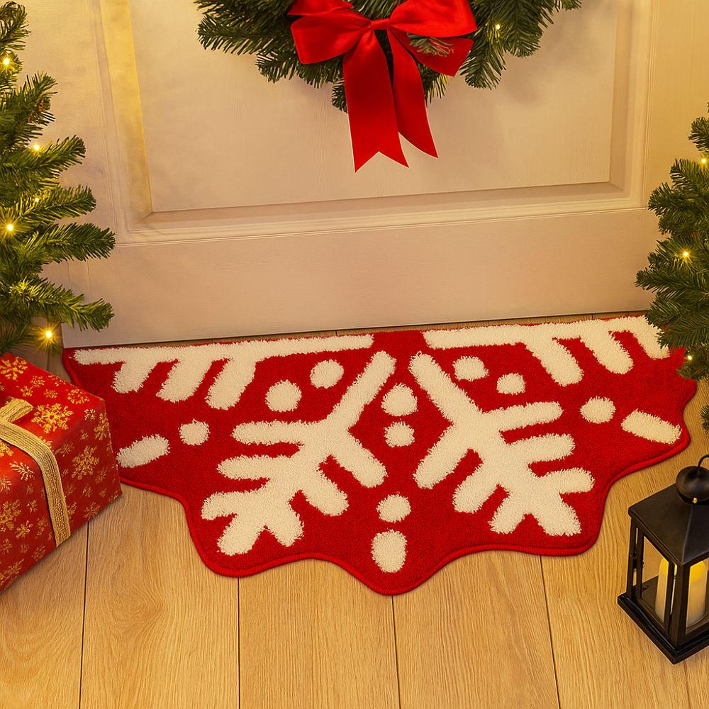 Cartoon Christmas Carpet Xmas Tree Shape Non-Slip Backing Bedroom Rug Soft Imitation Cashmere Bed Side Carpets Household Use