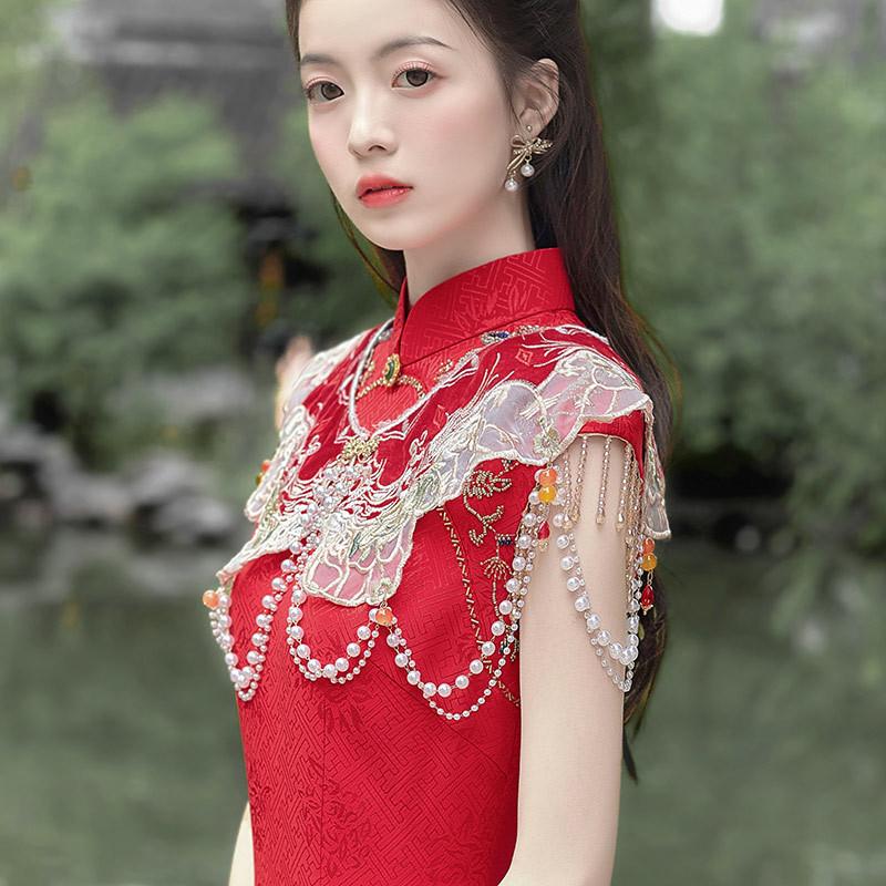 Cloud shoulder heavy industry embroidered cheongsam shawl new 1011 retro literary and versatile bride toasting clothes to wear outside