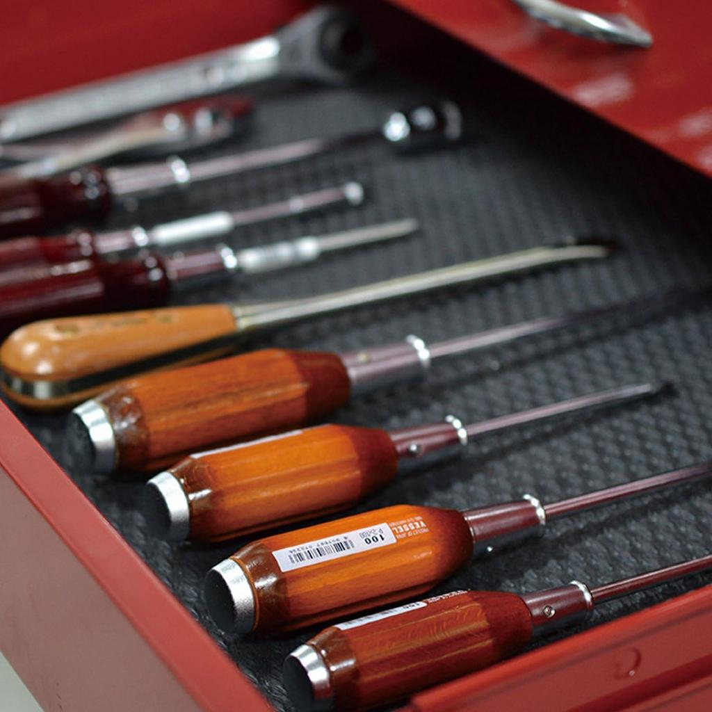 VESSEL Penetration Screwdriver with Wooden Handle Shaft X 300mm 100mm Heavy-Duty (Long Type) +2