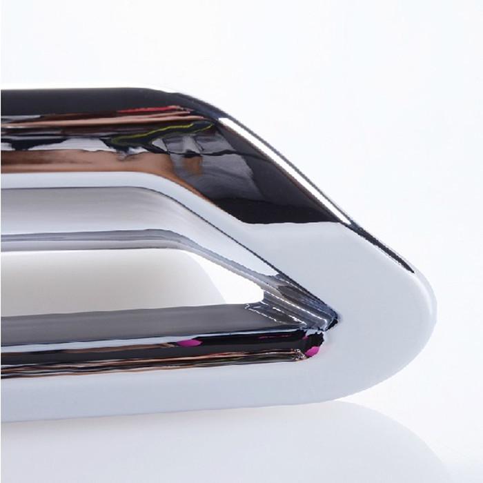 13-19 Ford Kuga Zadní rukojeť kufru Ozdobná lišta