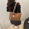 Fashion Versatile Retro Commuter Shoulder Bag Simple Tote Bag College Student Class Bag Women's Bag