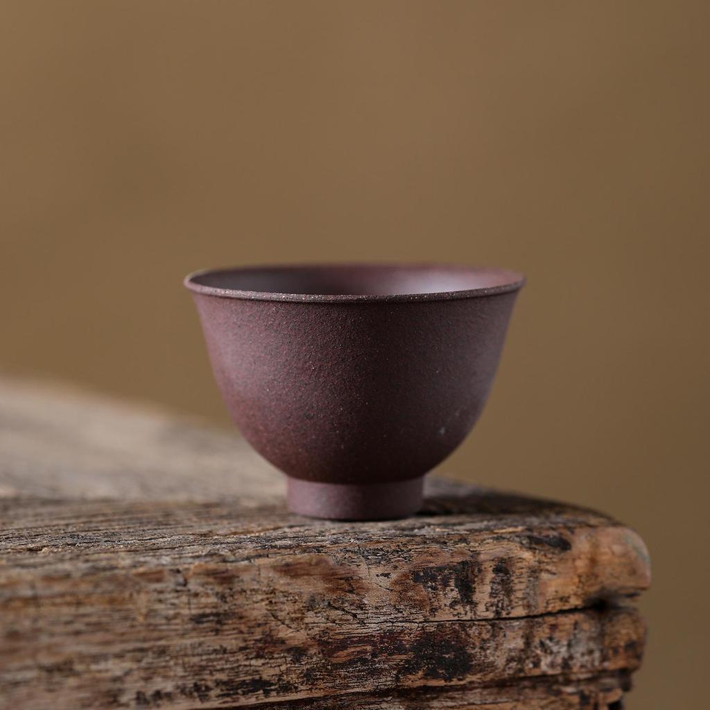 Handcrafted Purple Clay Master Tea Tasting Cup - High-End Chinese Ceramic for Kung Fu Tea Ceremony