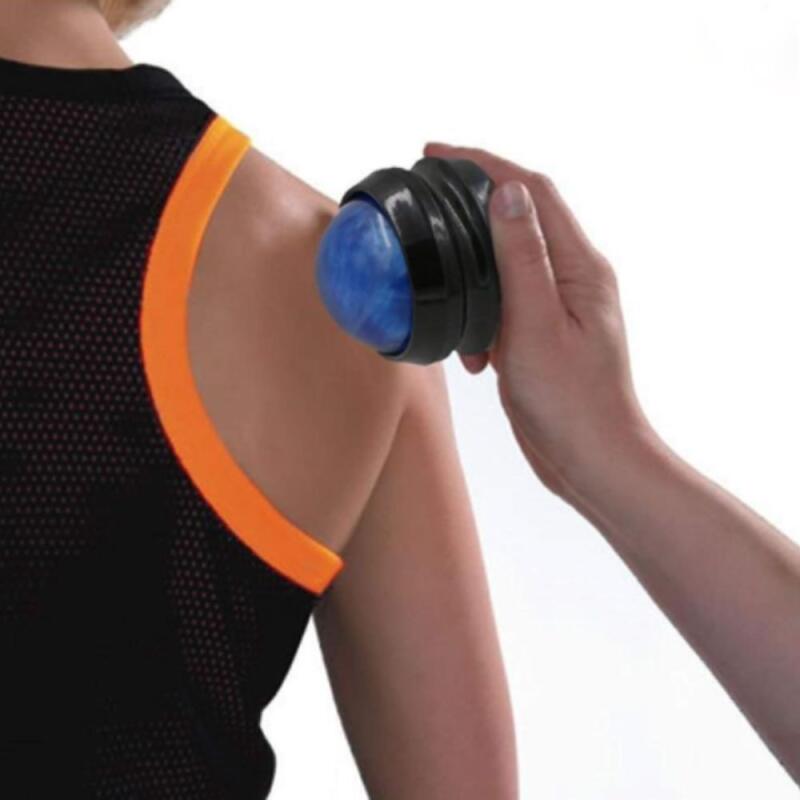 1 self-rolling massage ball (random color)