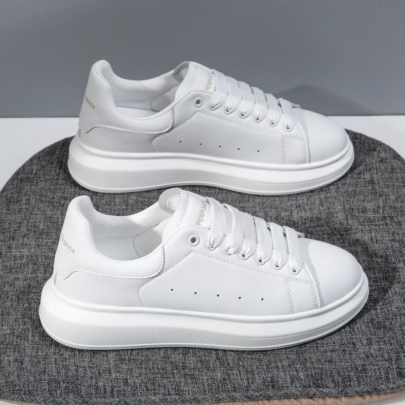 Italian McQueen Little White Shoes Women's 2025 New Spring and Autumn Board Shoes Platform Height Increase Couple Men's Shoes Versatile Sports and Le