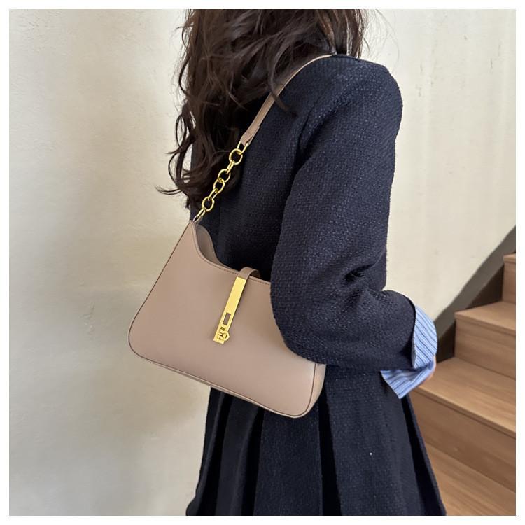 Trendy 2023 Winter New Pure Color Pu Underarm Bag French Style Shoulder Bag For Women