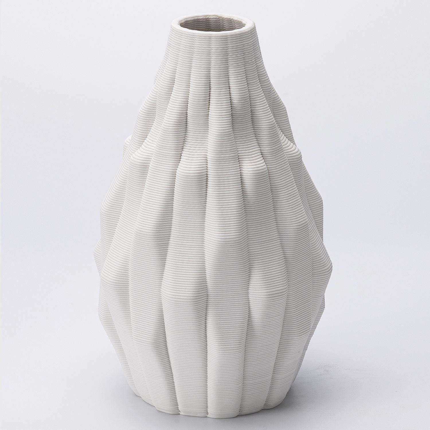 3D Printed Ceramic Vase: Irregular Decorative Flower Holder for High-end Office or Home Decor