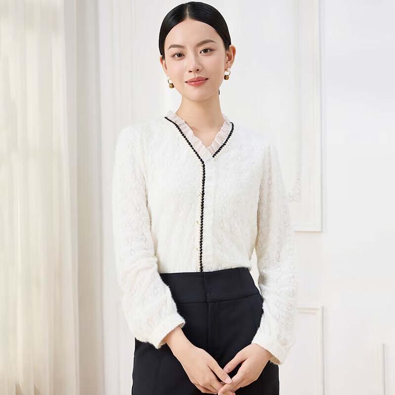 JESSIE Exquisite Lace V-Neck Long Sleeve Blouse M