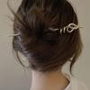 1/2pcs Golden Hip-hop Style Simple And Casual Hairpin With Single Color Of Golden Twist Line Perfect Novel Headwear
