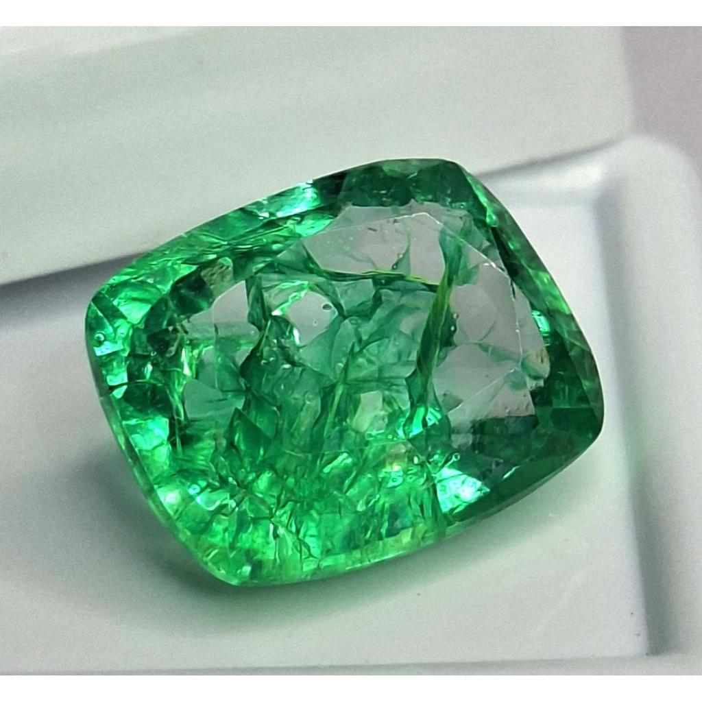 Natural Green Emerald Colombian Cushion Cut 8-10 Ct Fabulous Loose Gemstone