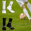Kreuzbedruckte Sportsocken Schwarz Bequem Lässig Rutschfest Fußballsocken Professionelles Training Mittellange Röhre Kleber Rutschfest
