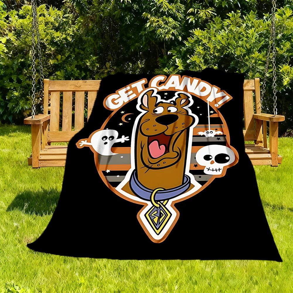 

1PC Halloween Scooby-Doo Outdoor Blanket Lightweight Flannel, Soft & Warm, All-Season Use for Sofa, Outdoor, Camping, Living Room, Office110 130x150cm