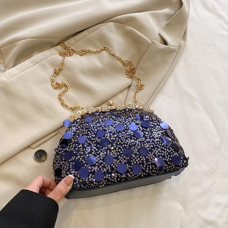 Chain Shoulder Bag with Single Strap, Stylish and Fashionable, Shell Design, Sequin Clasp, Crossbody Bag