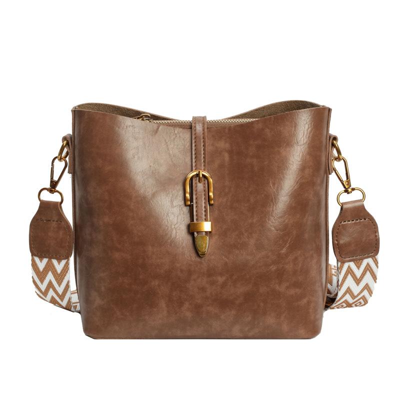 This Year's Popular Bag Large-capacity Bucket Bag Women's 2025 Spring and Summer New Retro Shoulder Bag Wide Shoulder Strap Messenger Bag