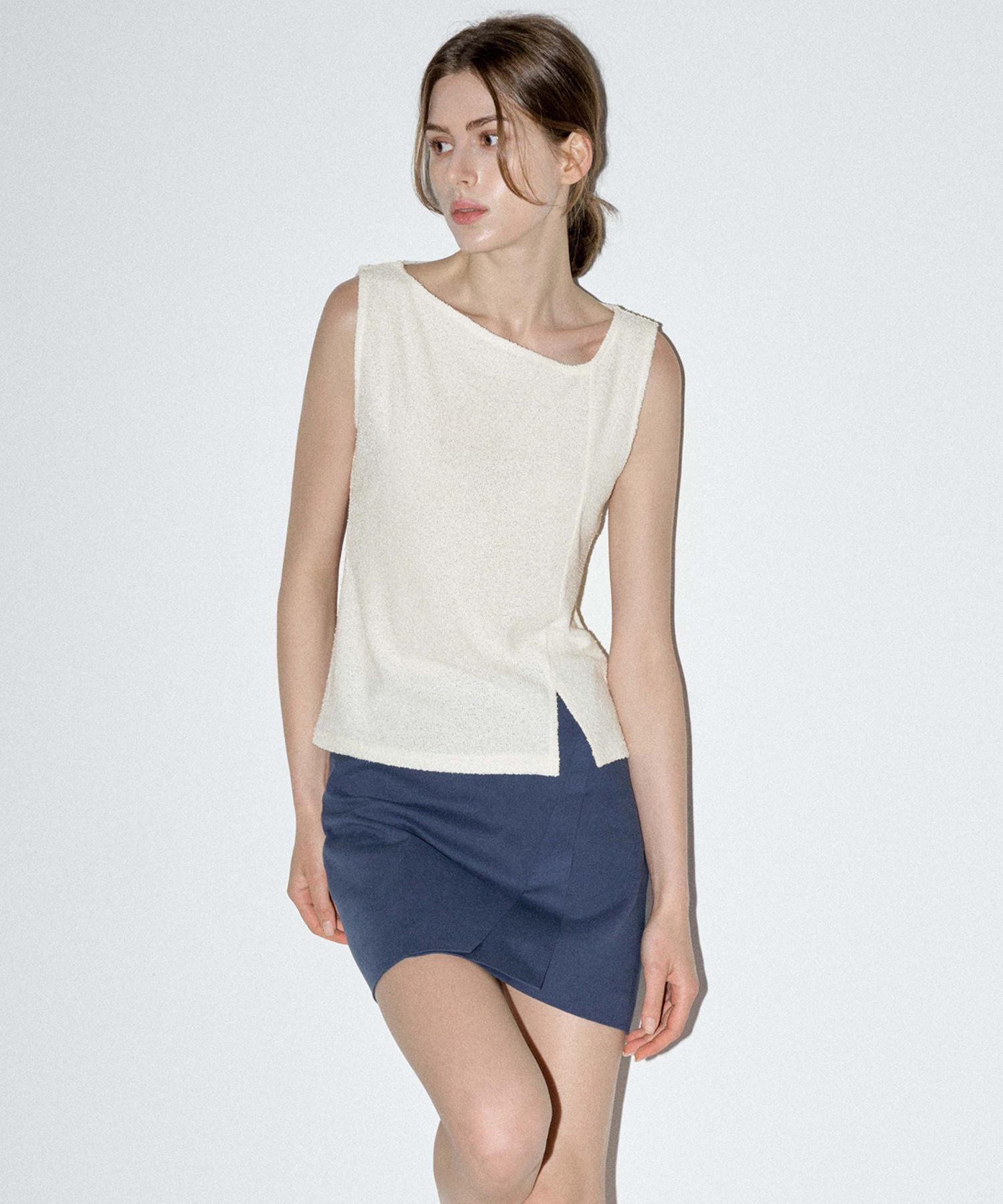 Hye Young Kim Boucle Asymmetrical Neck Sleeveless Top - Ivory Ivory/S