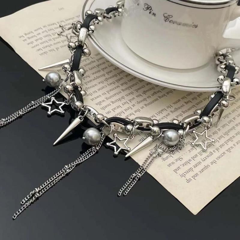 GemChic Women's Necklace Personalized Cool Rivet Beaded Splicing Pendant Necklace Ladies Retro Choker Birthday Christmas Jewelry Gift