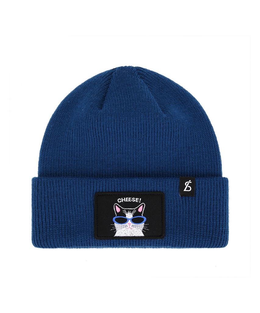 Beullaegsaenjeu Animal Patch Black Cat Hexagonal Beanie