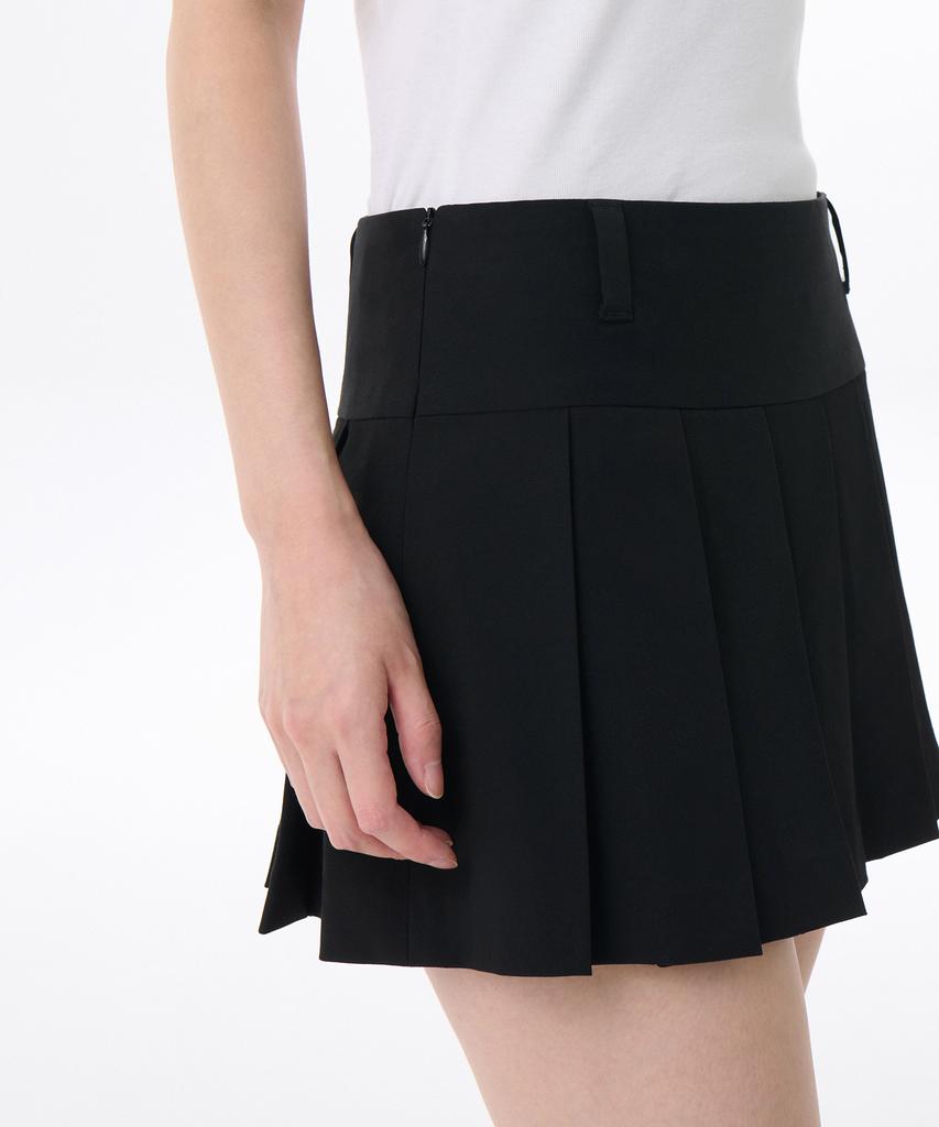 Musinsa Standard Woman Women'S Low-Rise Pleated Mini Scotts [Black]