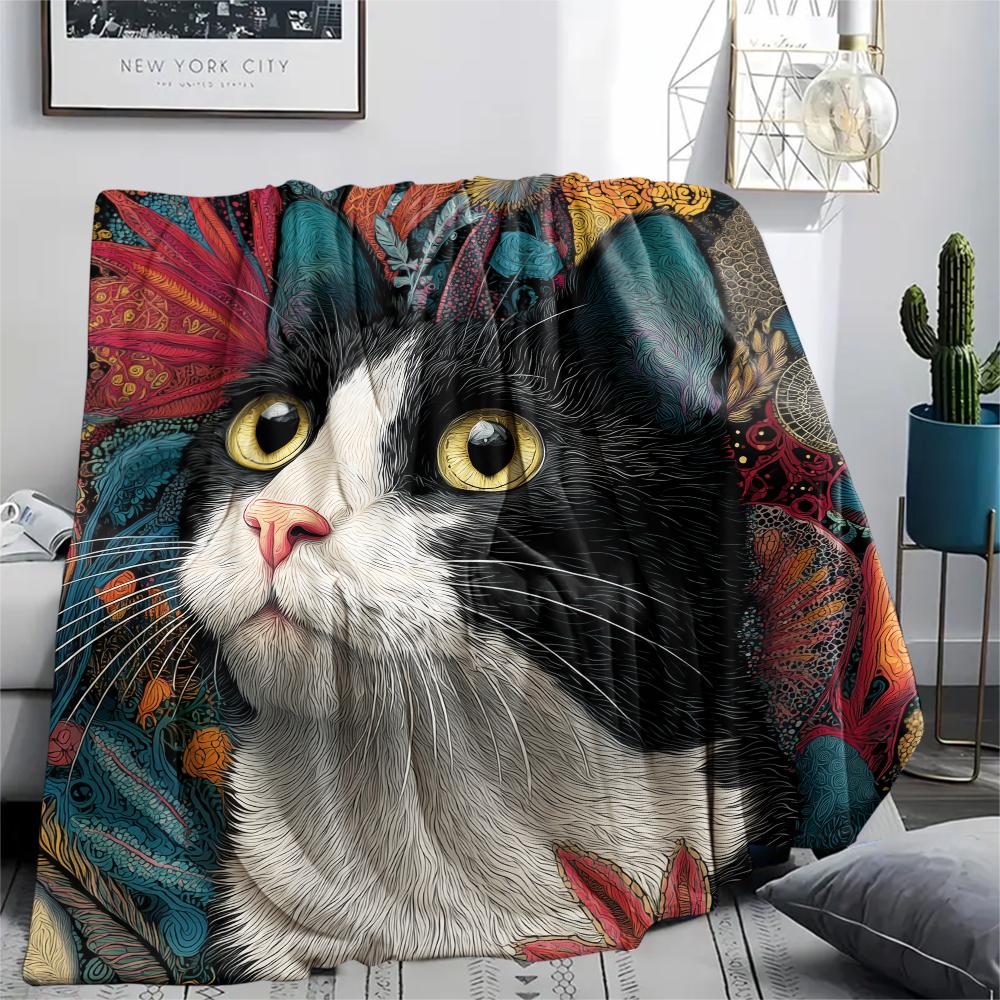 Calico Cat,pattern Flannel Blanket, High quality Comfortable for All Seasons, Home Decor, Warmth and Comfort, Perfect for Gifts.
