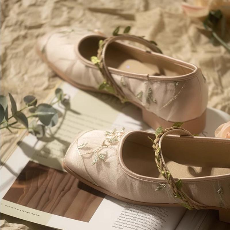 Summer Designer Flat Flower Embroidery Mary Jane Shoes for Women Square Toe Women's Loafer Elegant Casual Ladies Princess Shoes