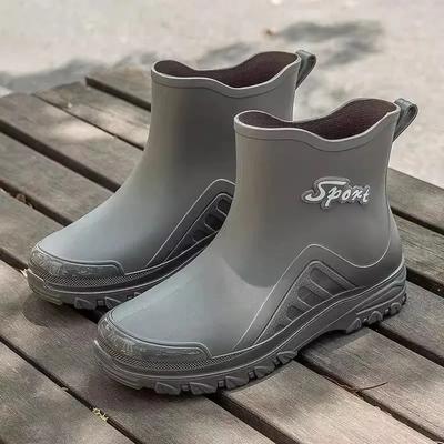 Regenschuhe Herren Rutschfeste Wasserdichte Schuhe Outdoor Mode Verschleißfeste Plastikschuhe Winter Baumwolle Warm Kurze Regenstiefel Herren