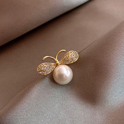 Butterfly Collar Pin Big Imitation Brooch Pins Gifts