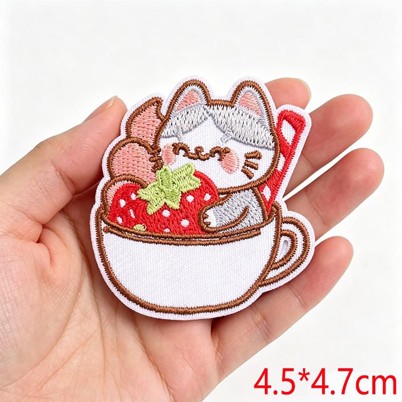 Cartoon Cute Small Animal Embroidered Iron On Patch DIY for Hats Jeans Backpack Clothing Sew Sticker Decoration Cap