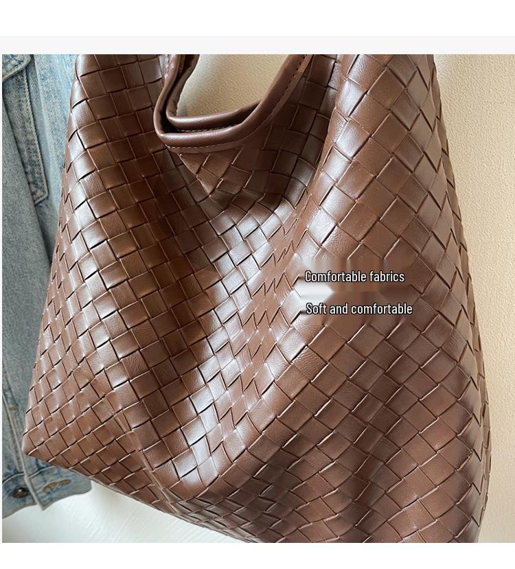 Women's Large-Capacity Fashionable Shoulder Bag for Work and Casual Use