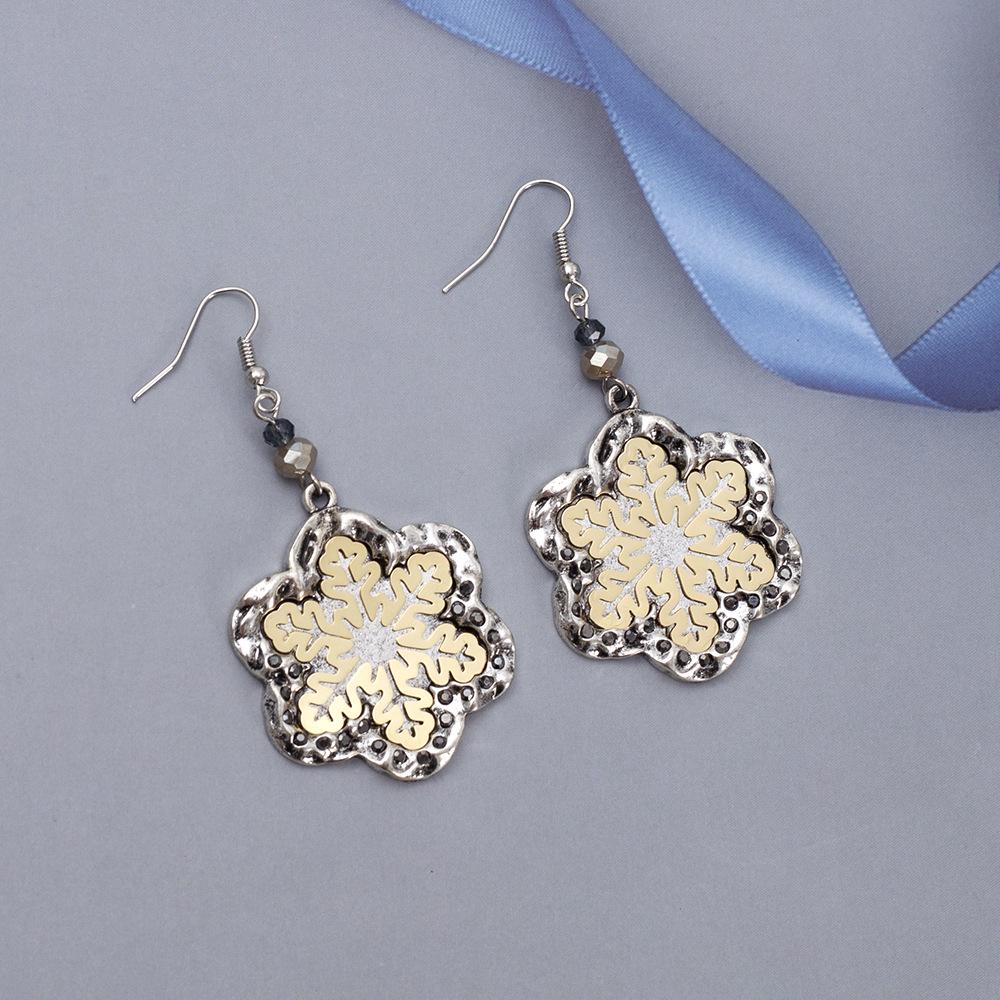 Two-Tone Electroplated Alloy Snowflake Earrings - Retro Christmas Style for Women