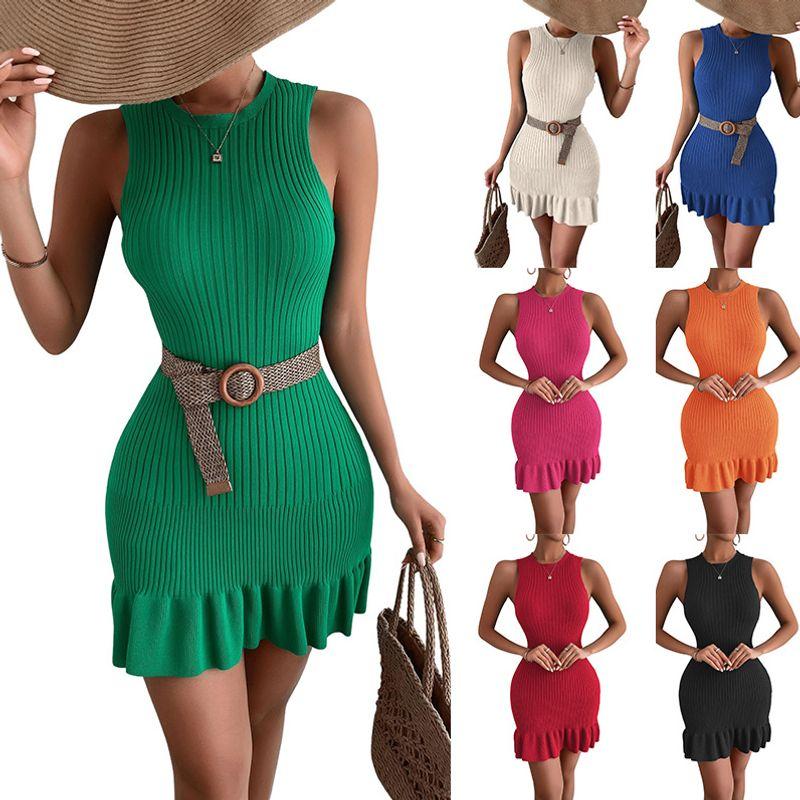 

2025 Sleeveless Solid Striped Patchwork Hip Hugging Dress Green M