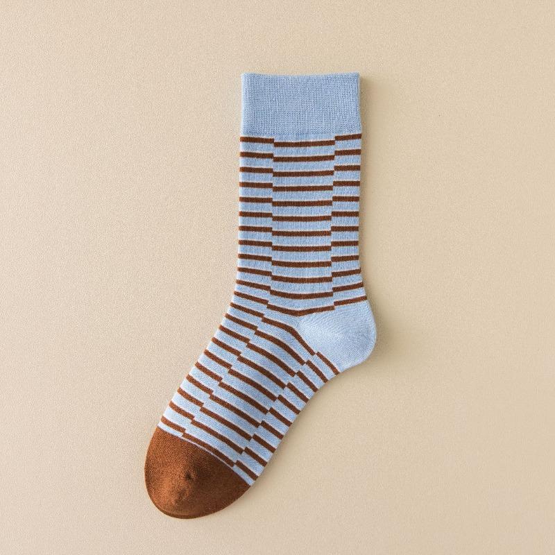 Women's Autumn and Winter Striped Mid-calf Socks, Cotton Sweat-absorbing Boneless Pile Socks, College-style Women's Socks