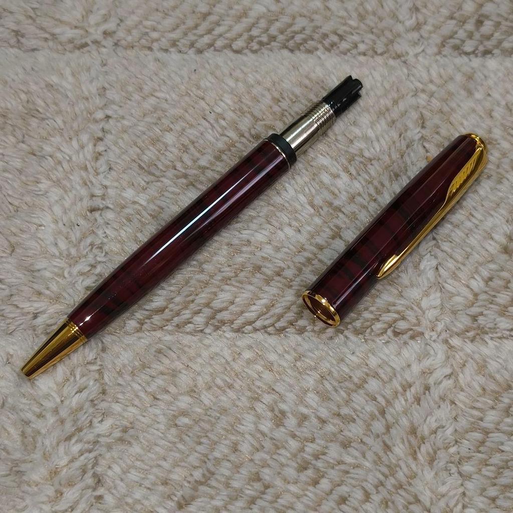 Used 【Excellent Condition】 Parker Sonnet Ballpoint Pen, Marble Brown, Gold, With Case